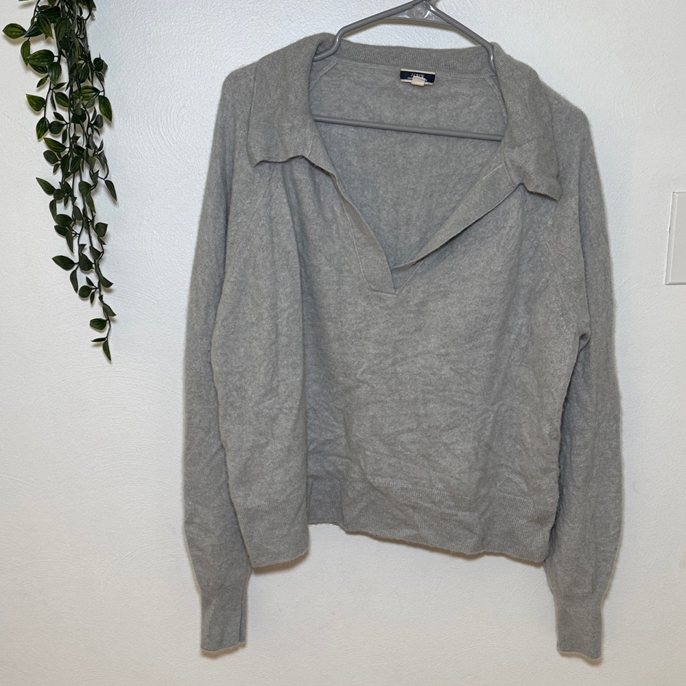 J. Crew Gray 100 % Cashmere Sweater size XL